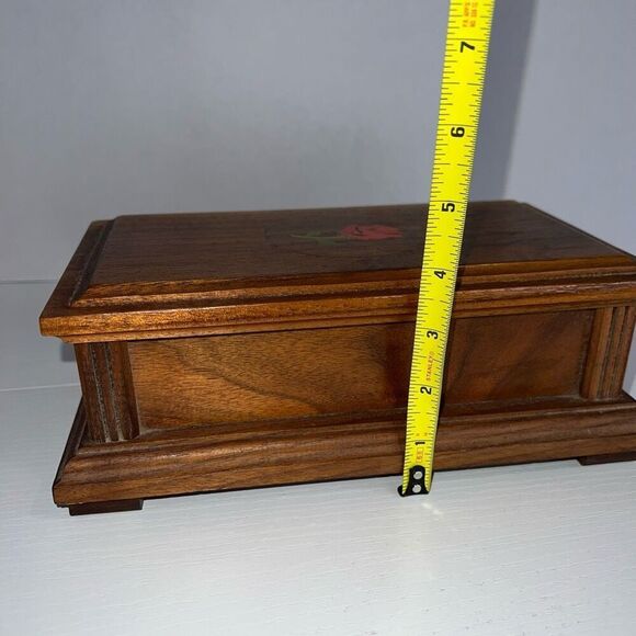 Vintage Wood Jewelry Box Folk Art Cottage Red Stencil Flower Stash Keepsake Oak - Picture 3 of 9